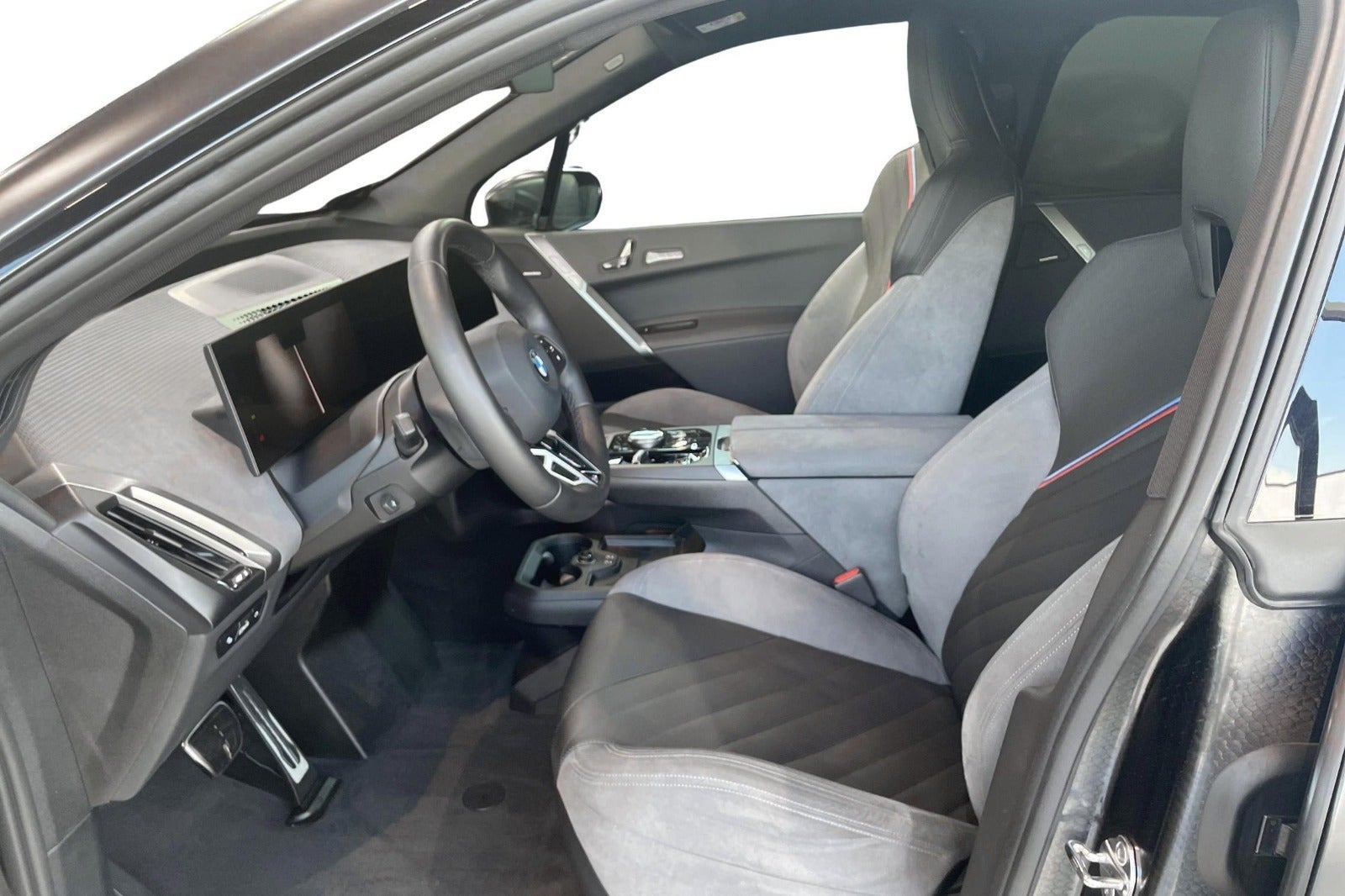Sort BMW iX fra 2026