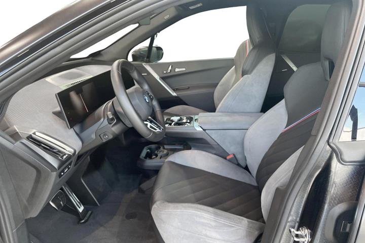 Sort BMW iX fra 2026