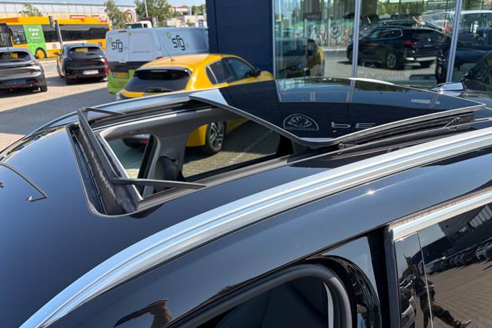 Sort BMW iX1 fra 2025