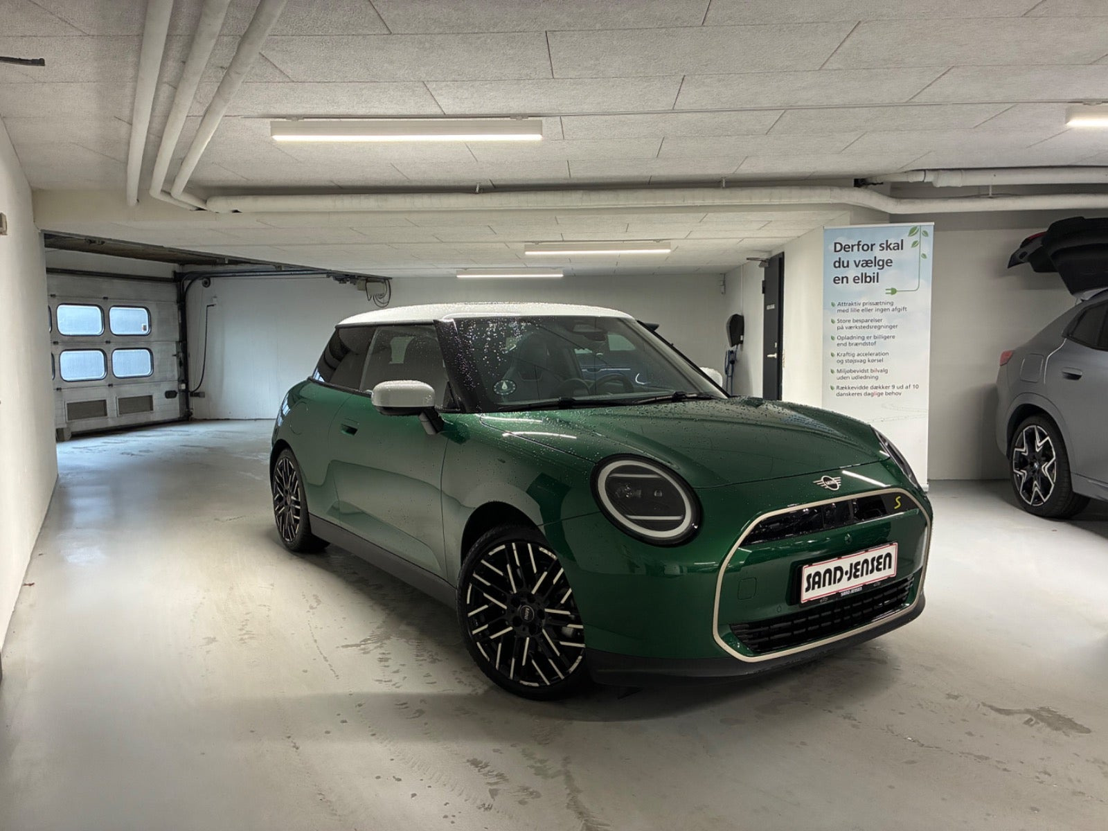 Mini Cooper SE Favoured Trim XL