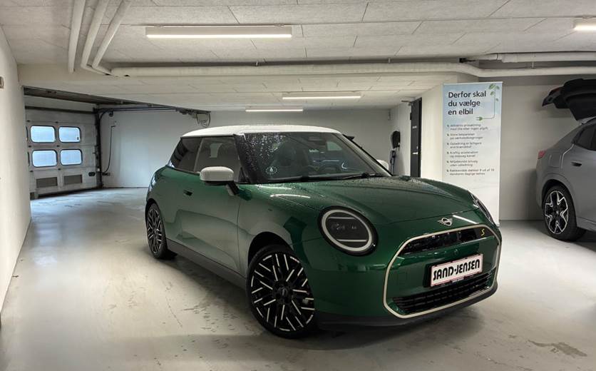 Mini Cooper SE Favoured Trim XL