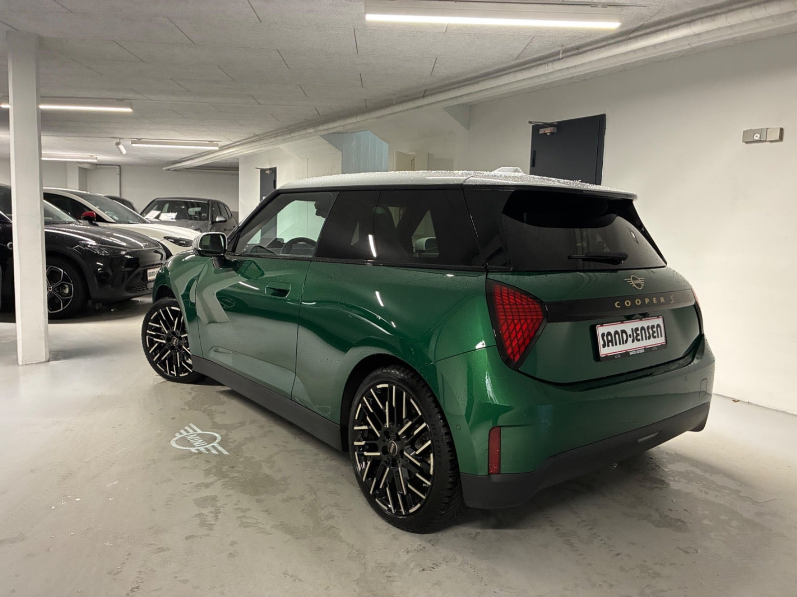 Grøn Mini Cooper SE fra 2025