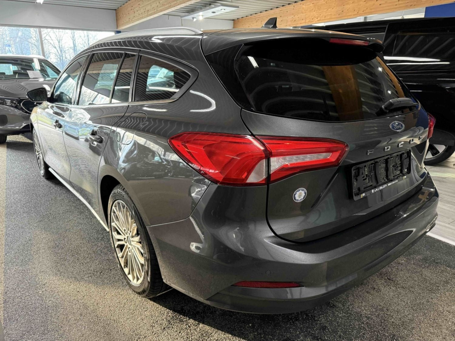 Grå Ford Focus fra 2020