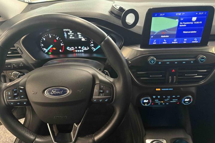 Grå Ford Focus fra 2020