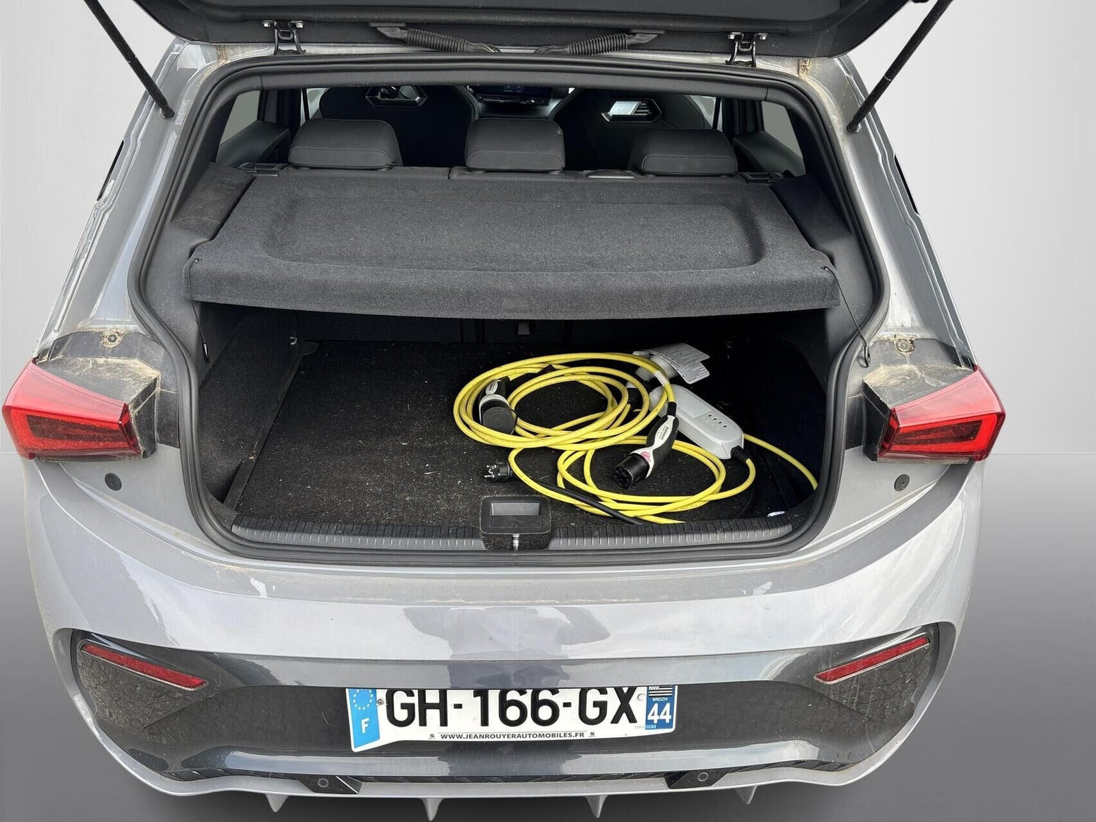 Grå Cupra Born fra 2022