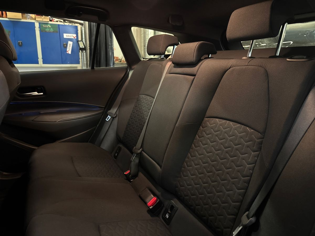Sort Toyota Corolla fra 2020
