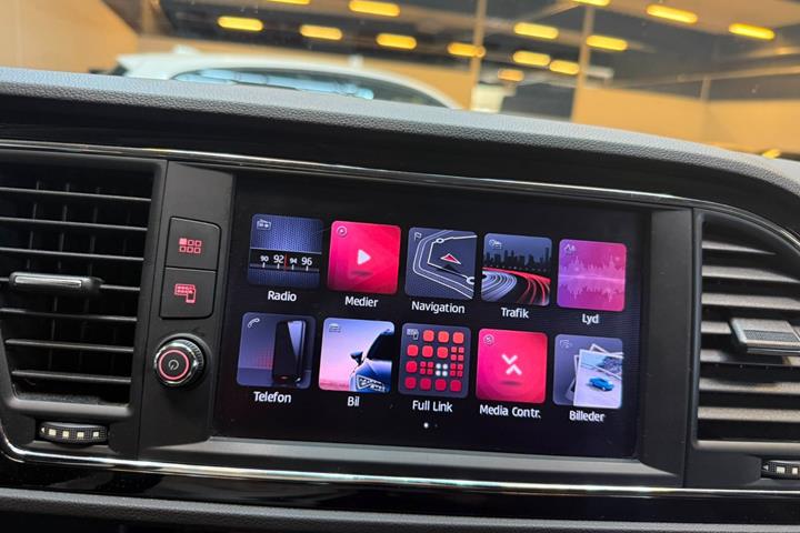 Grå Seat Leon fra 2019