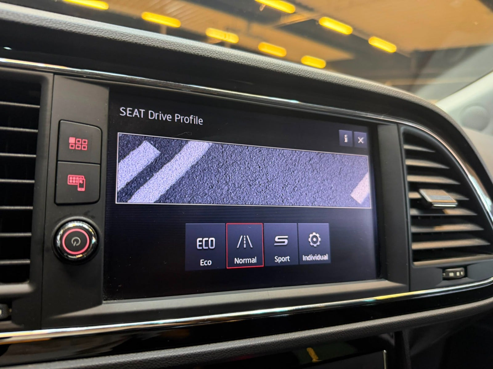 Grå Seat Leon fra 2019