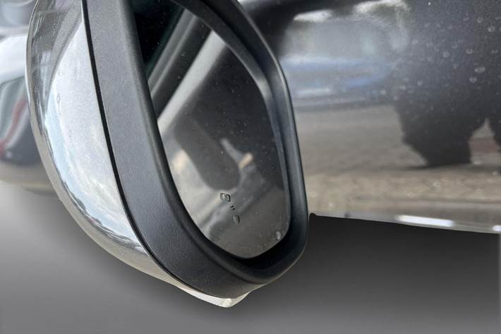 Grå Ford Puma fra 2021