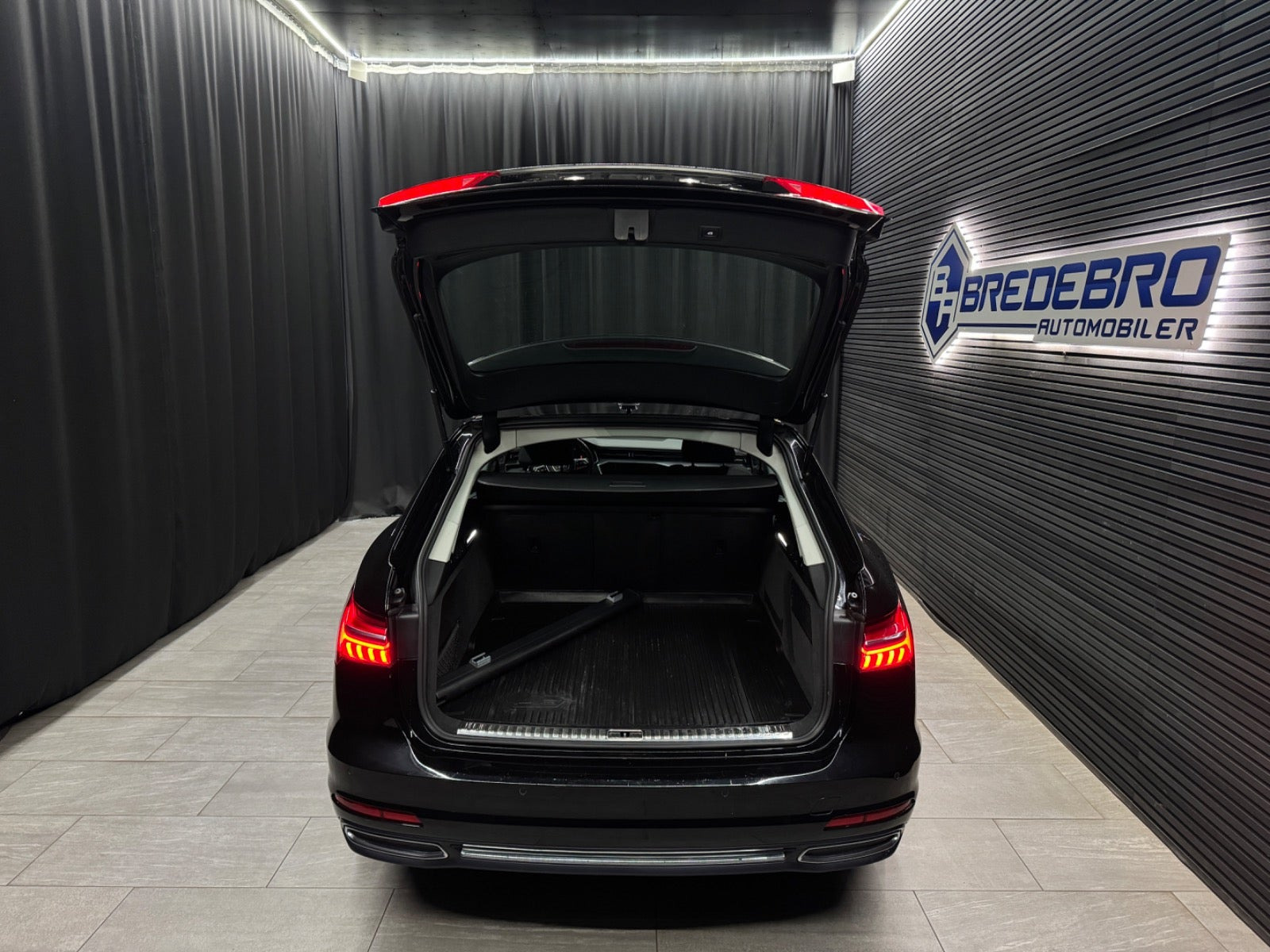 Sort Audi A6 fra 2020