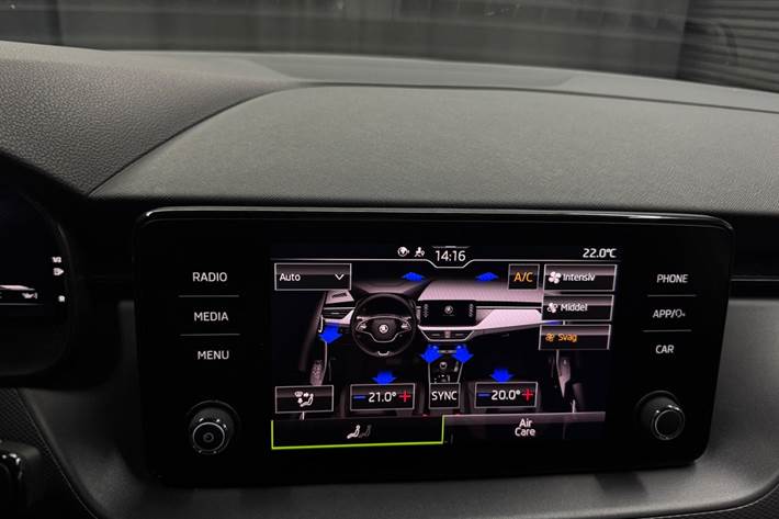 Sølv Skoda Kamiq fra 2023