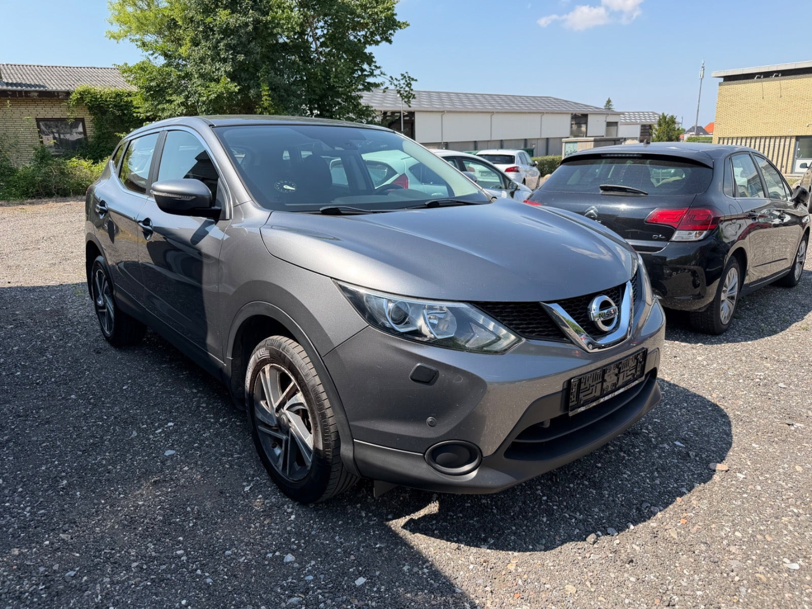 undefined Nissan Qashqai fra 2014