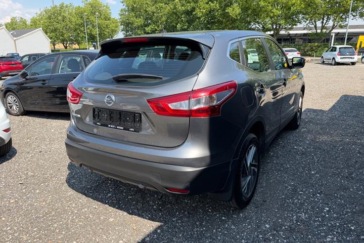 undefined Nissan Qashqai fra 2014
