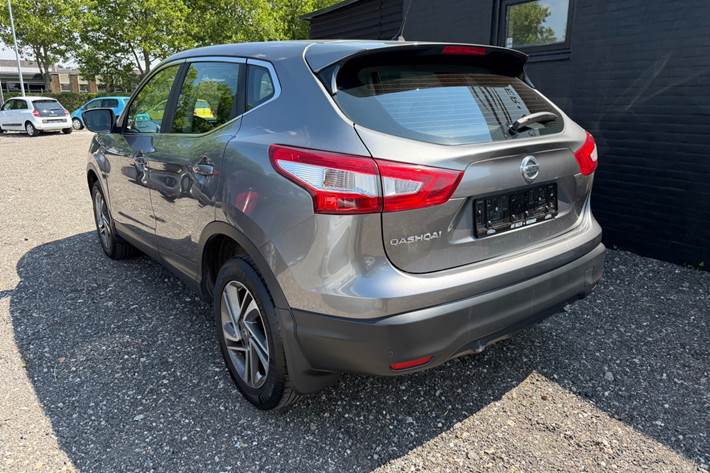 undefined Nissan Qashqai fra 2014