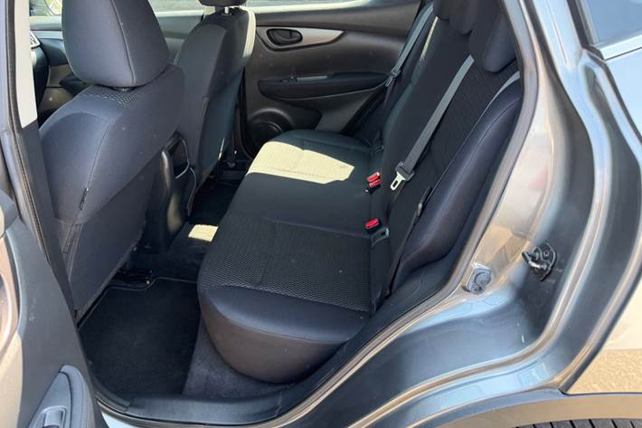 undefined Nissan Qashqai fra 2014