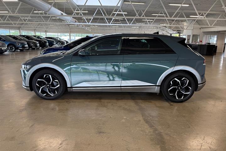 Turquoise Hyundai Ioniq 5 fra 2023