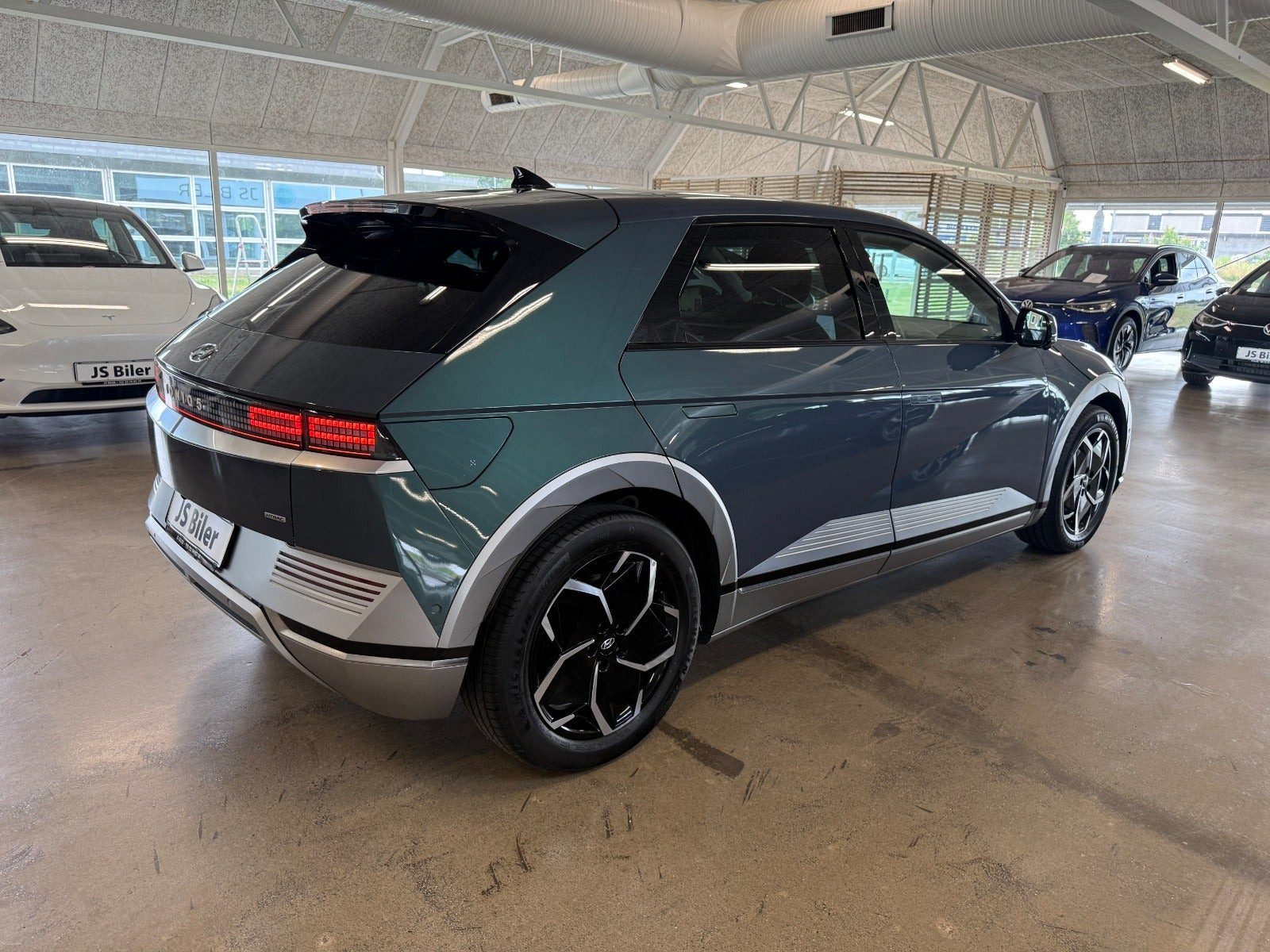 Turquoise Hyundai Ioniq 5 fra 2023