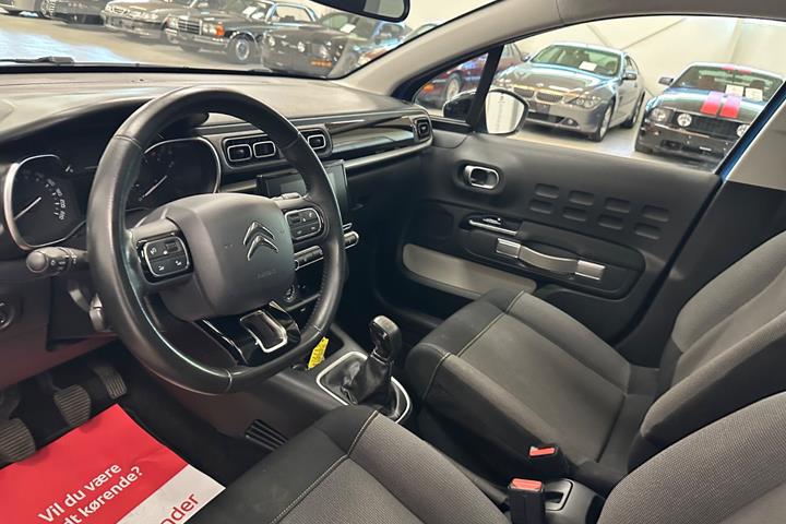 Blå Citroën C3 fra 2019