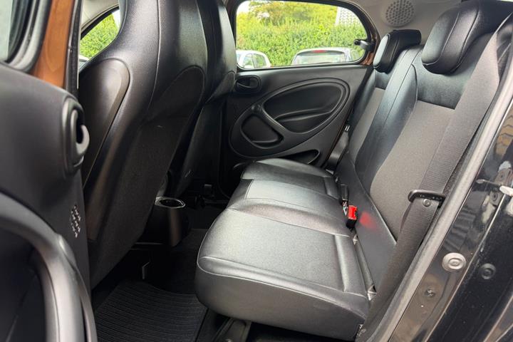 Brun Smart ForFour fra 2015