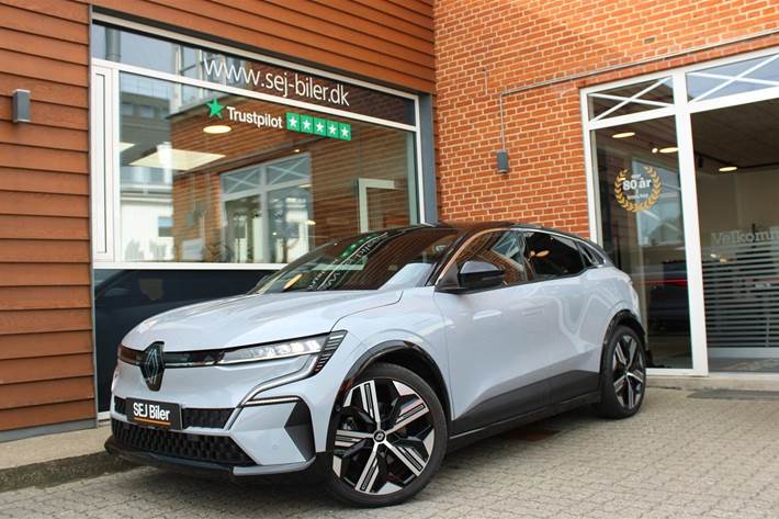 Grå Renault Megane E-Tech fra 2024