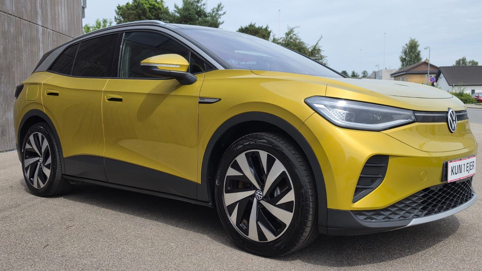 Gul VW ID.4 fra 2021