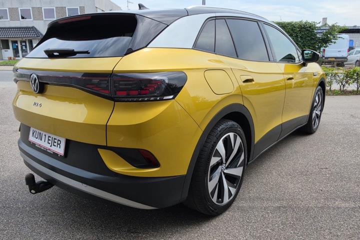 Gul VW ID.4 fra 2021