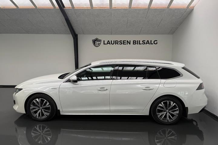 Hvid Peugeot 508 fra 2021