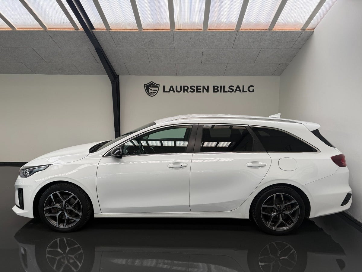 Hvid Kia Ceed fra 2020