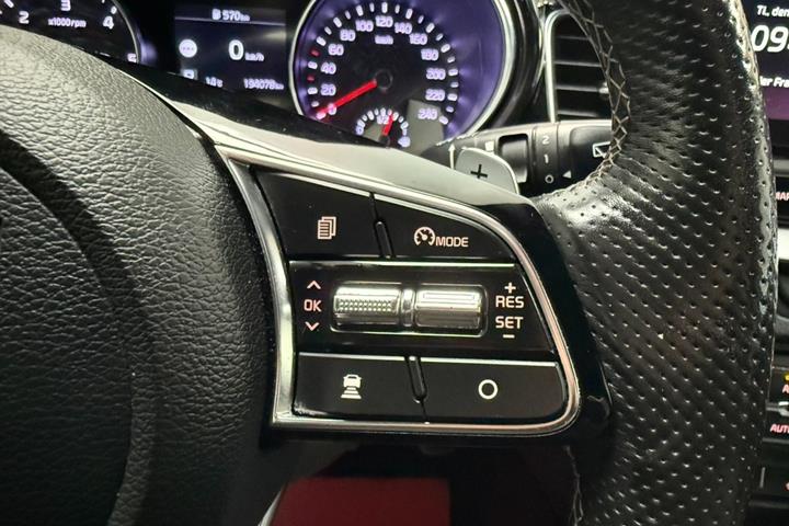 Hvid Kia Ceed fra 2020