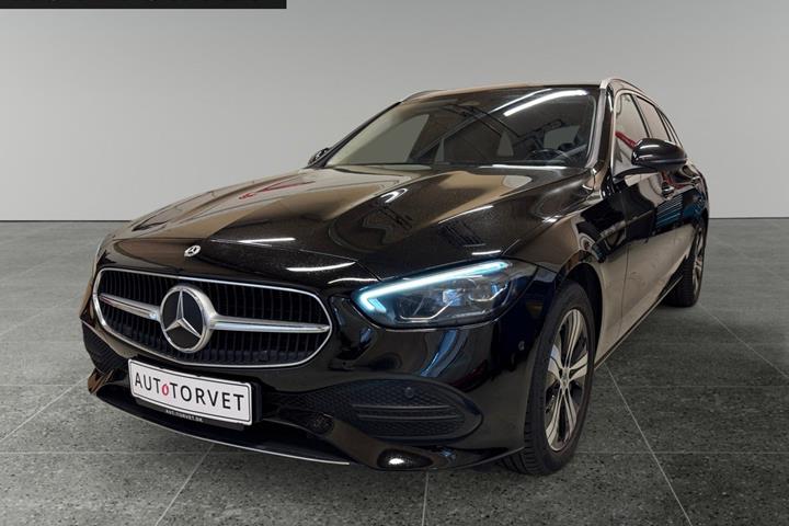 Sort Mercedes C300 e fra 2022 set udefra