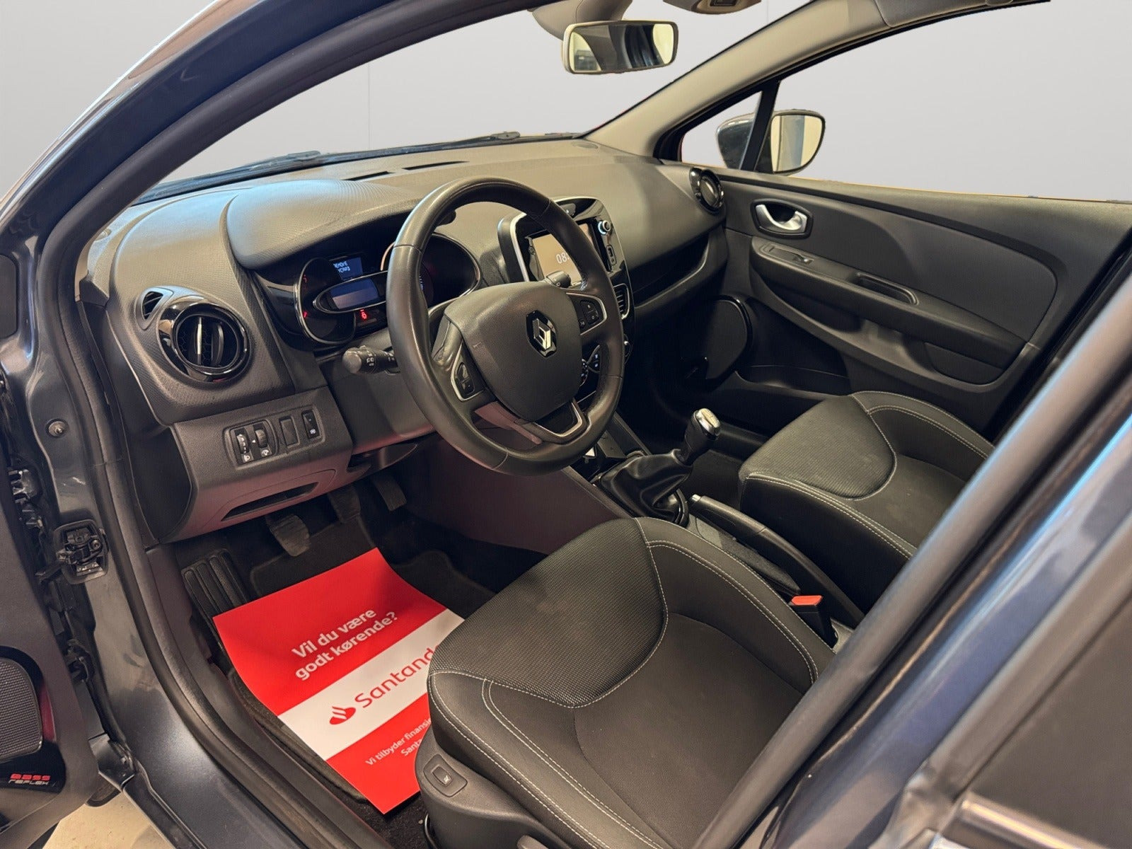 Sort Renault Clio IV fra 2018