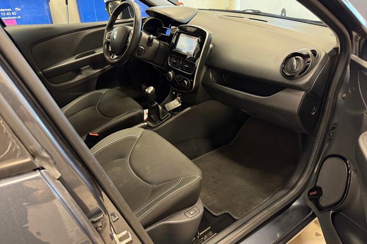 Sort Renault Clio IV fra 2018