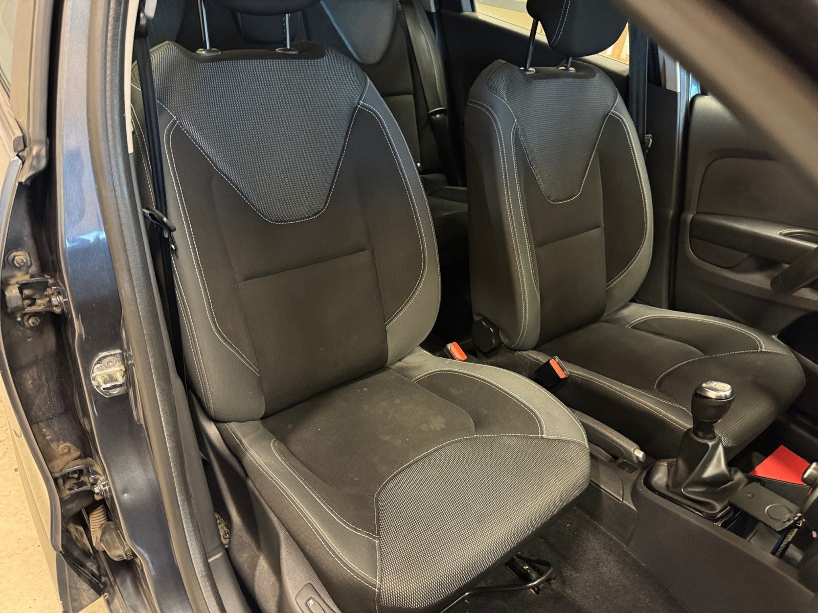 Sort Renault Clio IV fra 2018