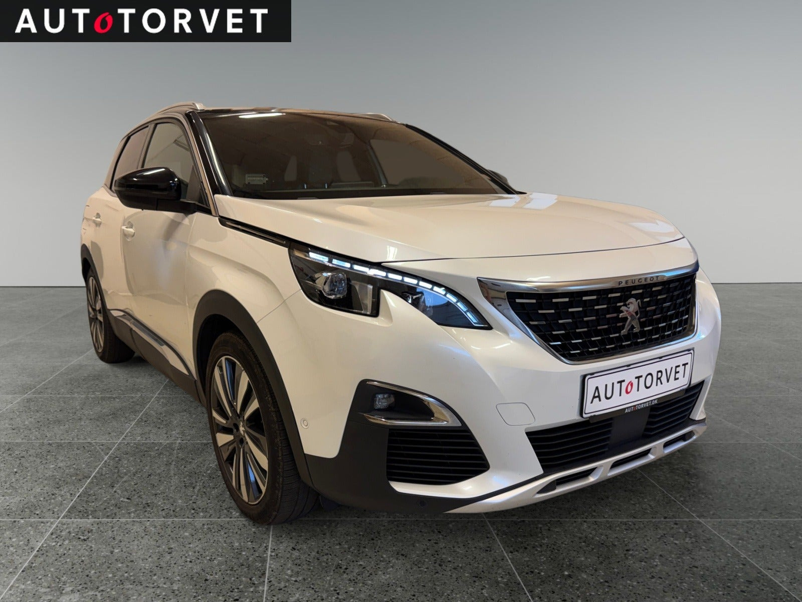 Hvid Peugeot 3008 fra 2020