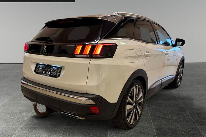 Hvid Peugeot 3008 fra 2020