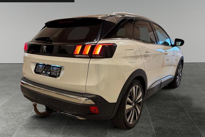 Hvid Peugeot 3008 fra 2020