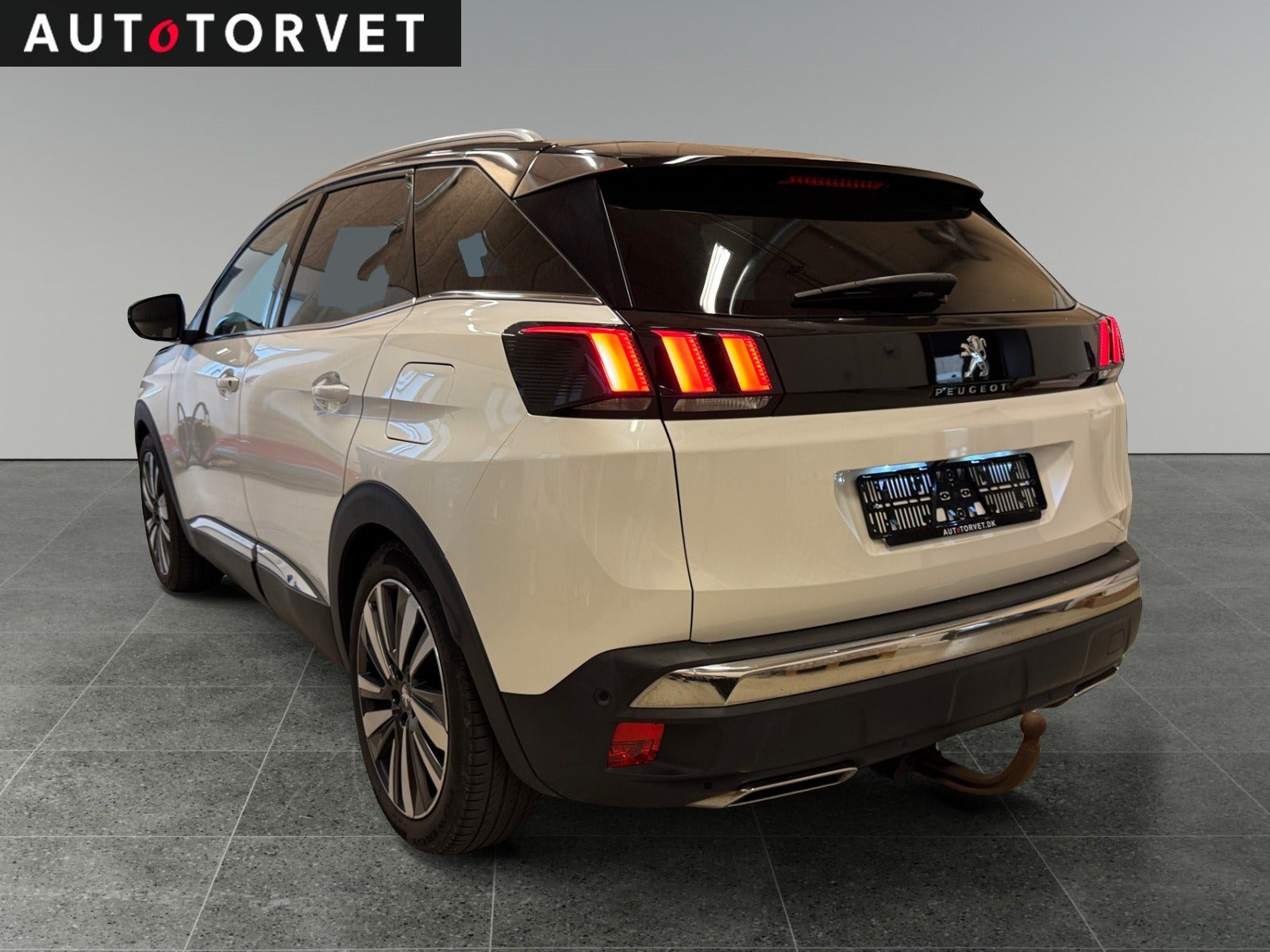 Hvid Peugeot 3008 fra 2020