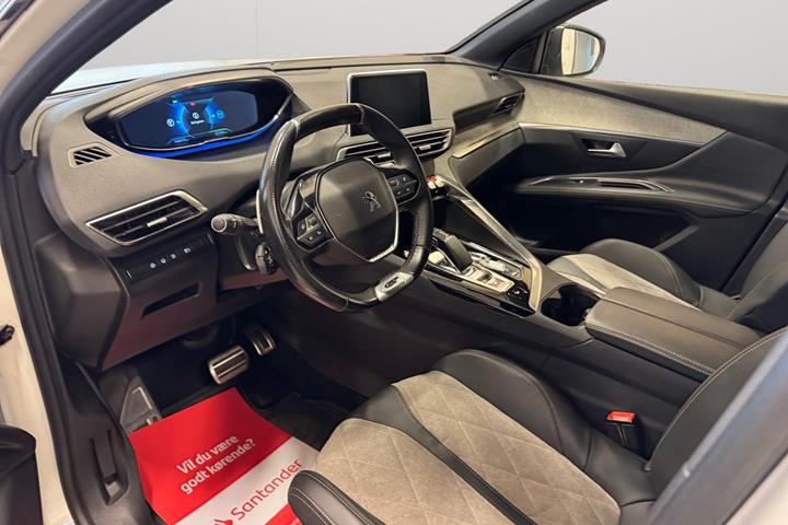 Hvid Peugeot 3008 fra 2020