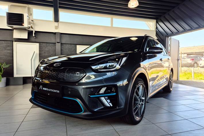 Grå Kia e-Niro fra 2021