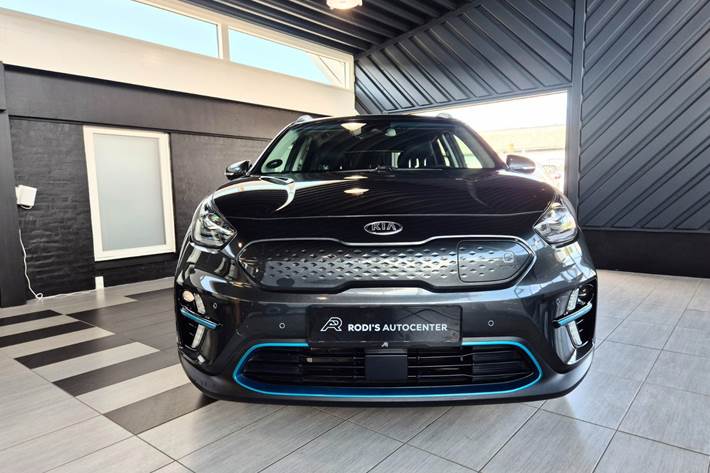 Grå Kia e-Niro fra 2021