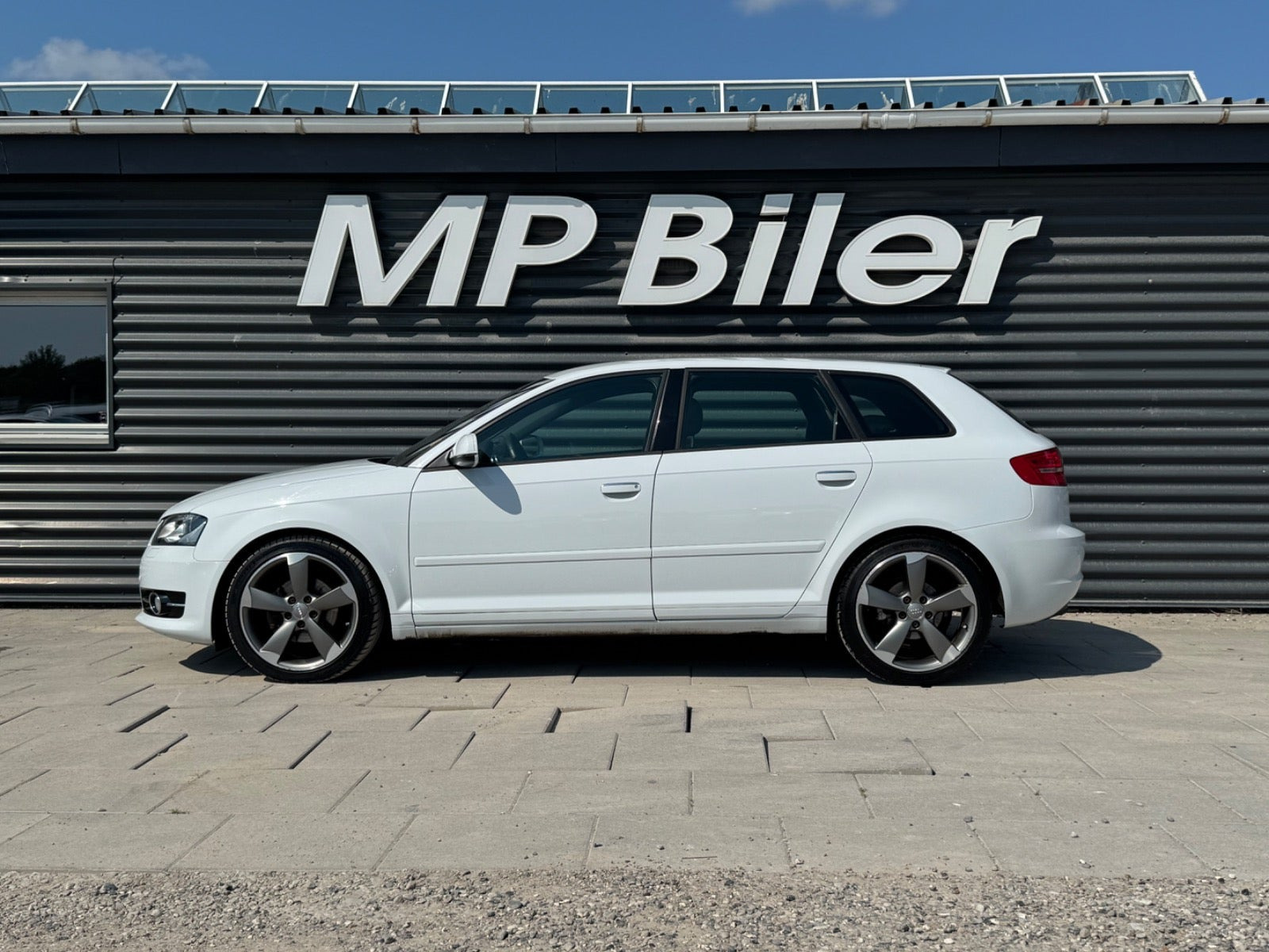 Hvid Audi A3 fra 2012