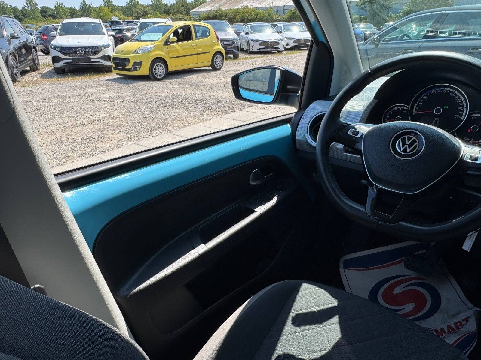 Blå VW E-UP! fra 2023