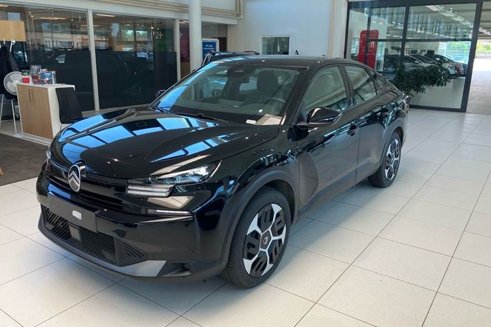 Sort Citroën ë-C4 X fra 2025