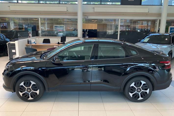 Sort Citroën ë-C4 X fra 2025
