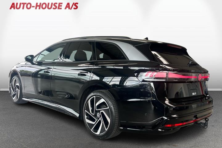 Sort VW ID.7 fra 2025
