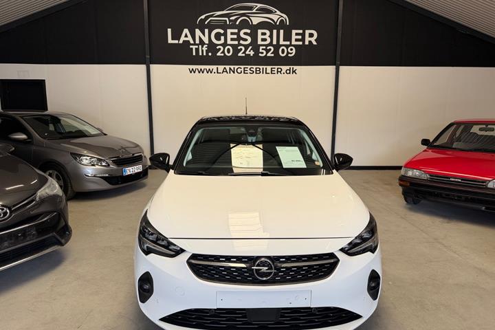Hvid Opel Corsa fra 2021