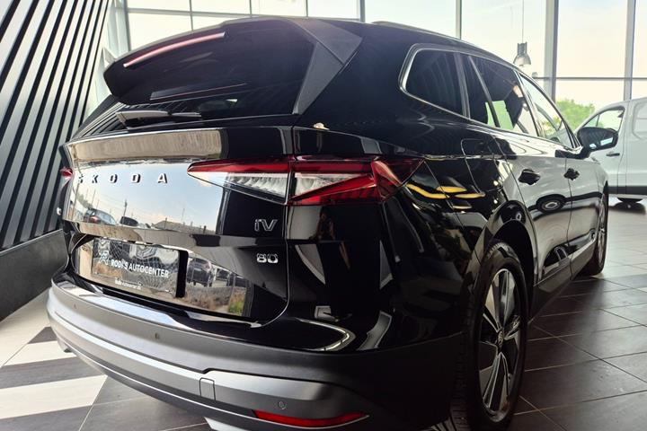 Sort Skoda Enyaq fra 2023
