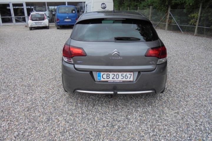 Grå Citroën C4 fra 2017