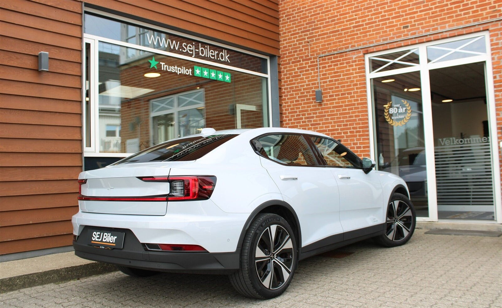 Hvid Polestar 2 fra 2024