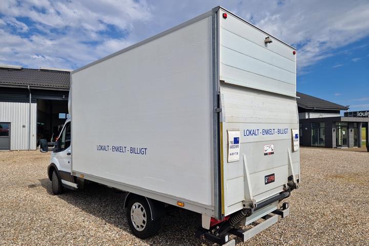 undefined Ford Transit 350 L4 Chassis fra 2022 set udefra